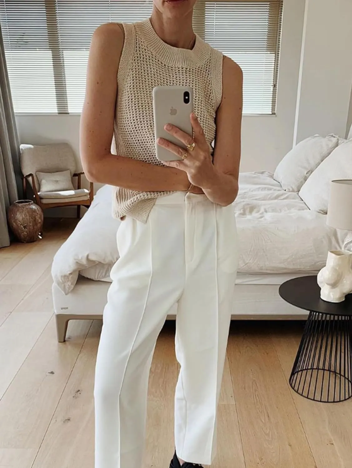 Famulily Women's Summer Knit Tank Top Sleeveless Hollow Out Tops Round Neck Crochet Knitted Cami Shirts