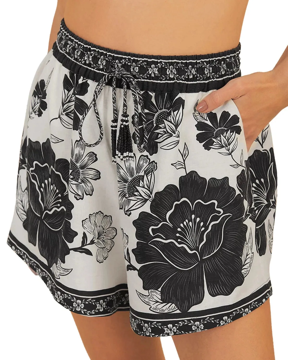 Flower Leopards Short