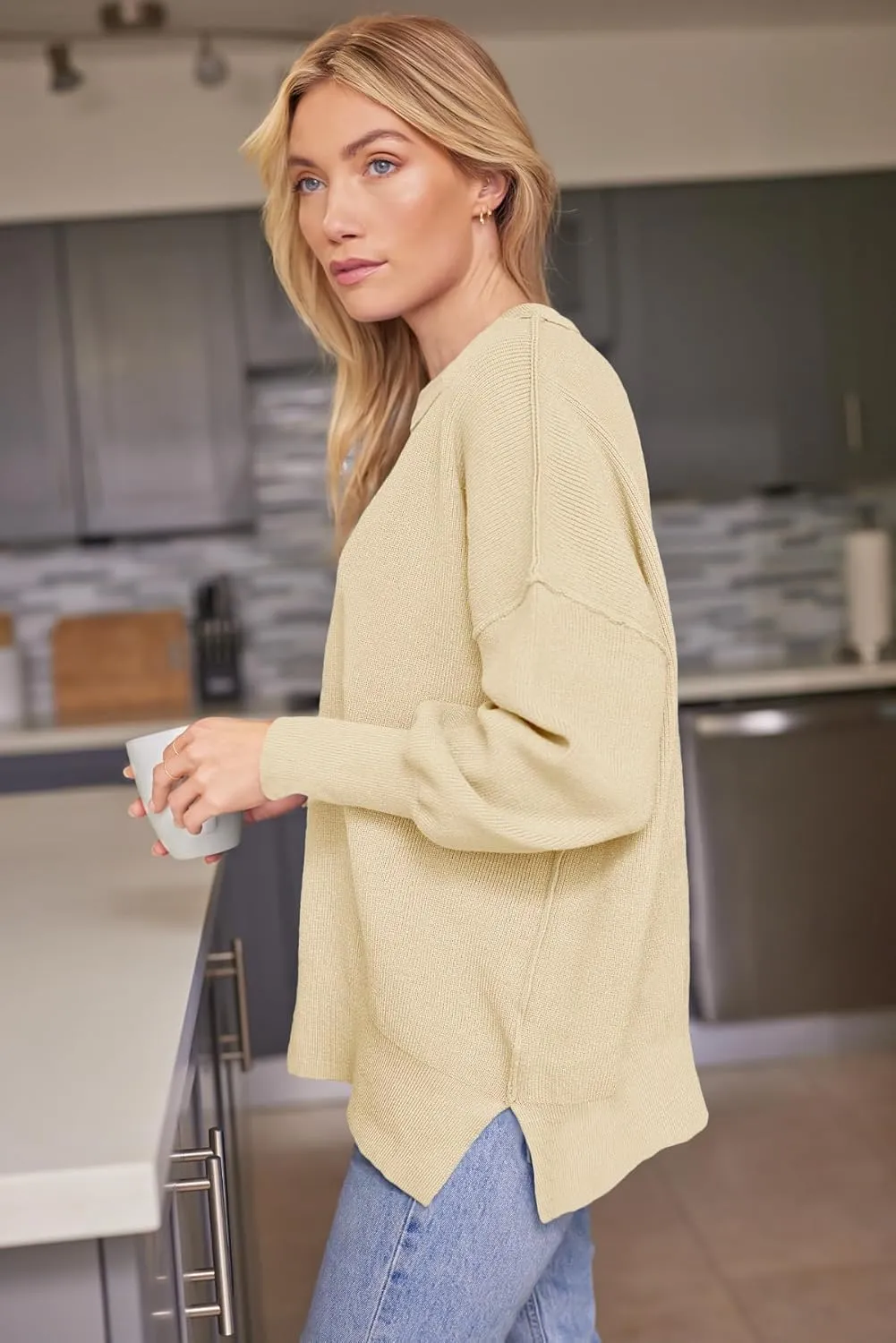 LILLUSORY Women's Oversized Batwing Sweaters 2025 Fall Outfits Trendy Crewneck Knit Side Slit Fashion Pullover Tops