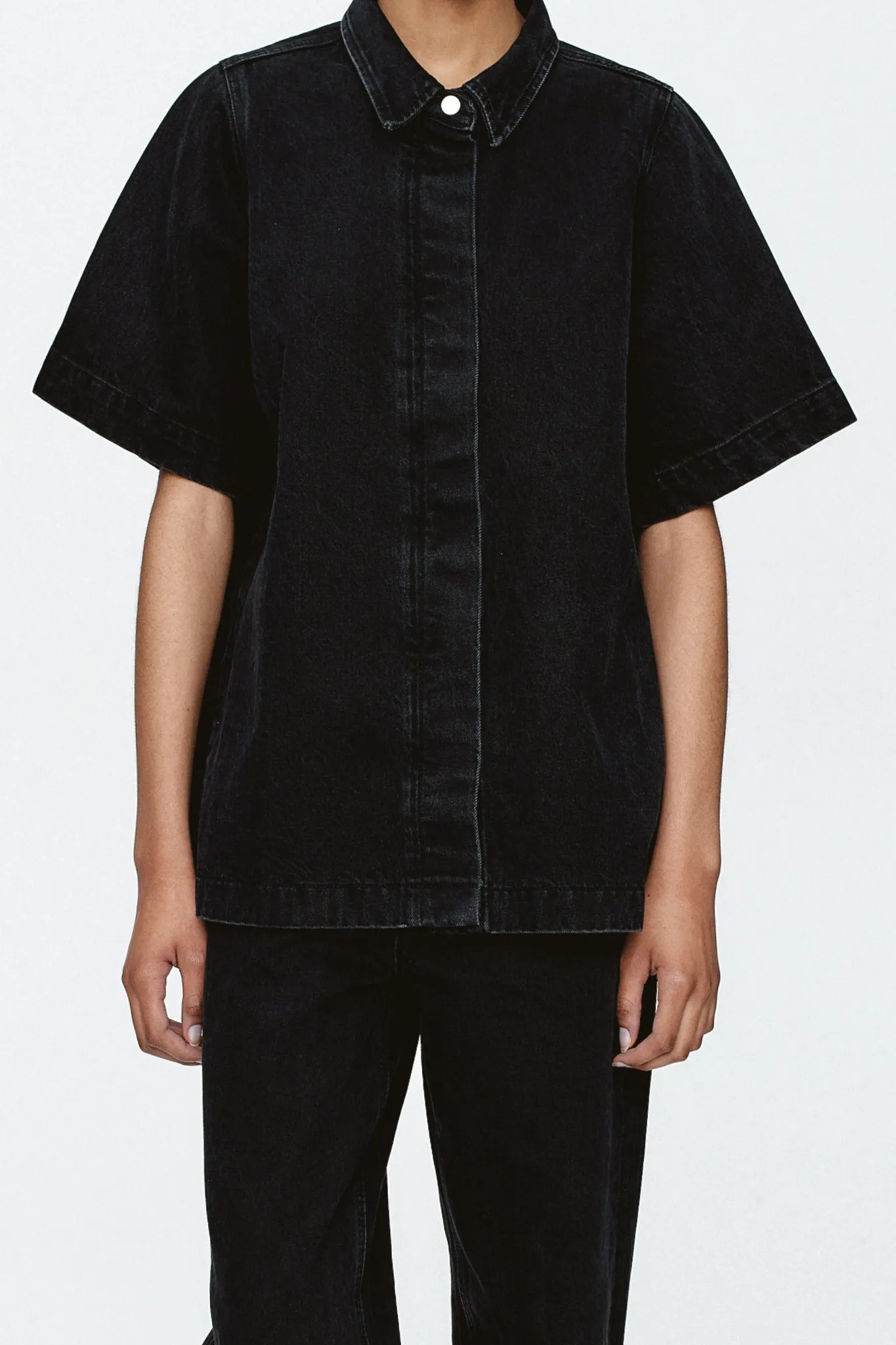 Marle Relaxed Jean Short - Black