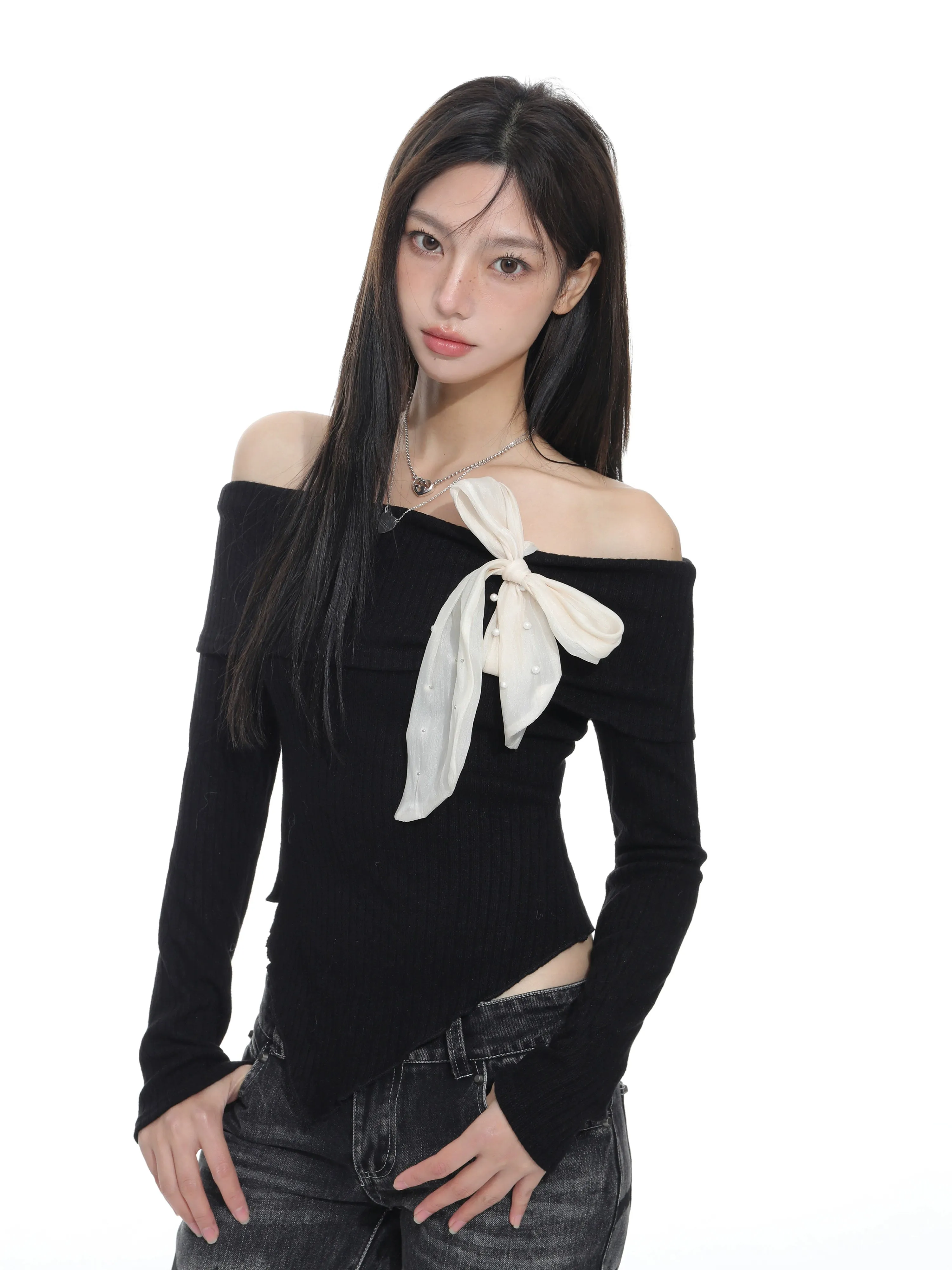 Pointed Hem Off-Shoulder Ribbed Top with Bow Detail