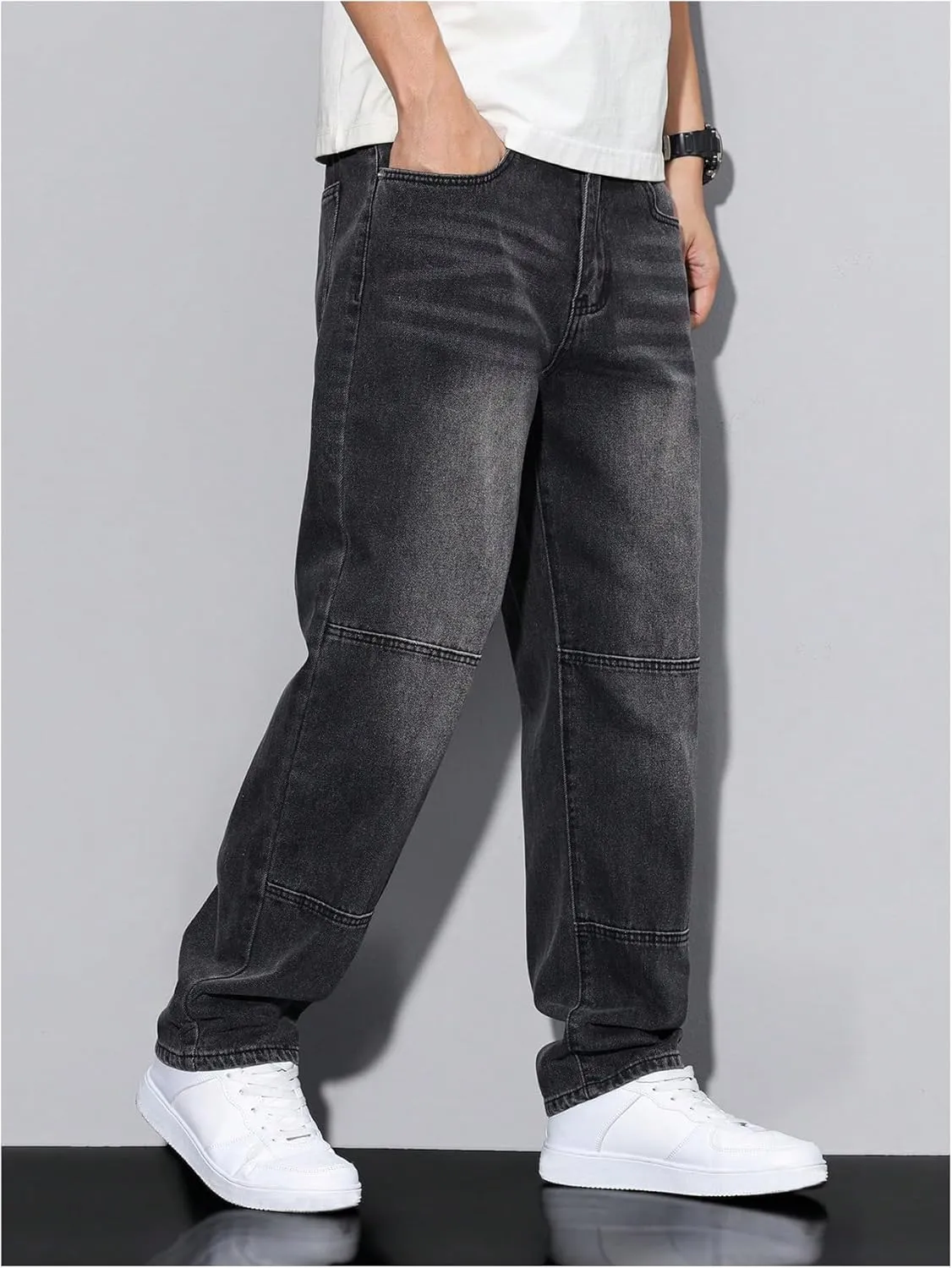 Verdusa Men's Faded Straight Leg Casual Denim Pants Vintage Jeans with Pockets