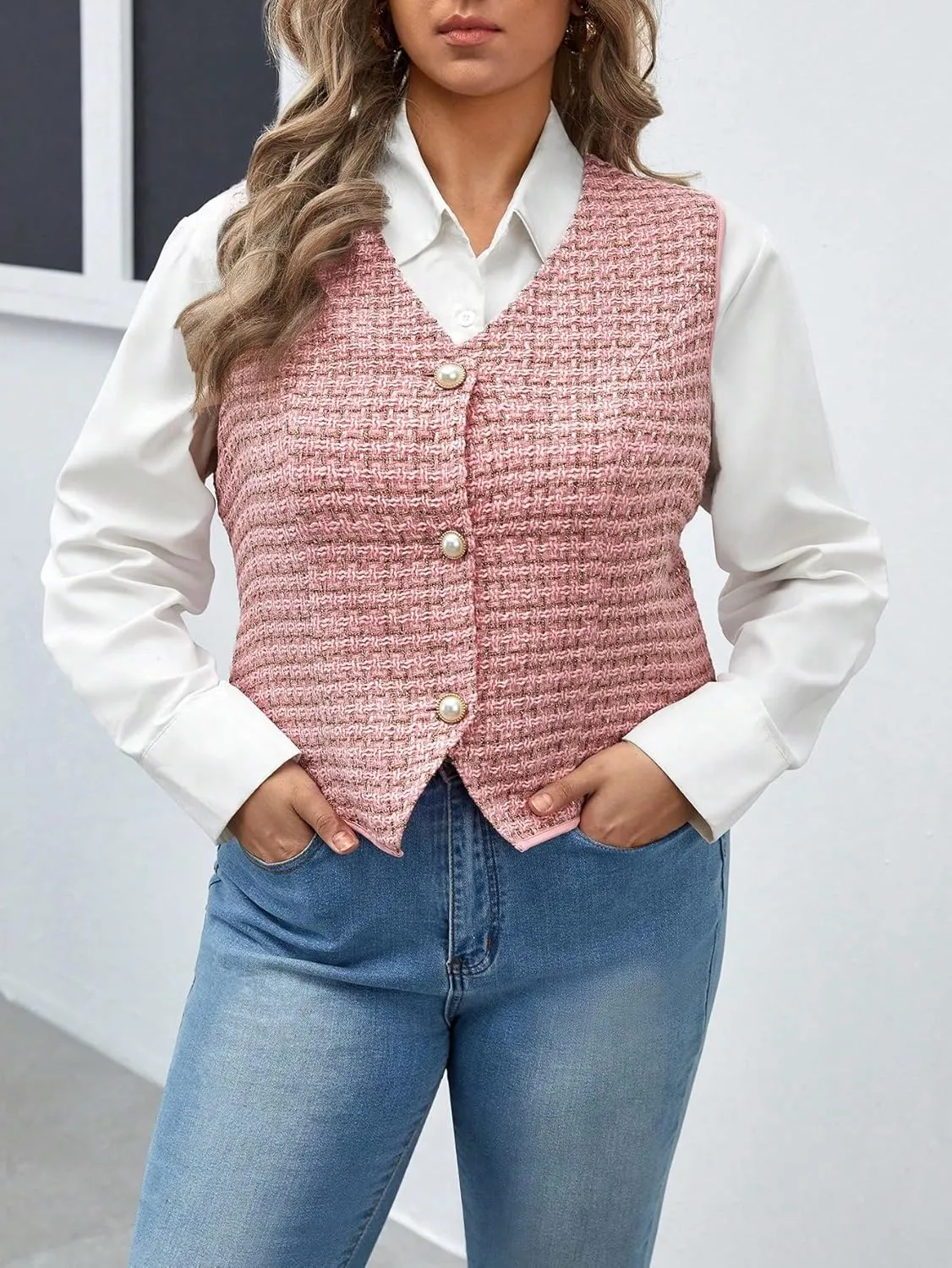 WDIRARA Women's Plus Size Plaid Print Tweed Waistcoat Button Front Sleeveless Vest Blazer Jackets