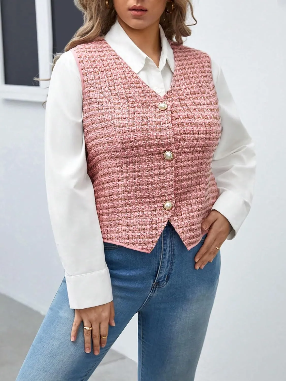 WDIRARA Women's Plus Size Plaid Print Tweed Waistcoat Button Front Sleeveless Vest Blazer Jackets