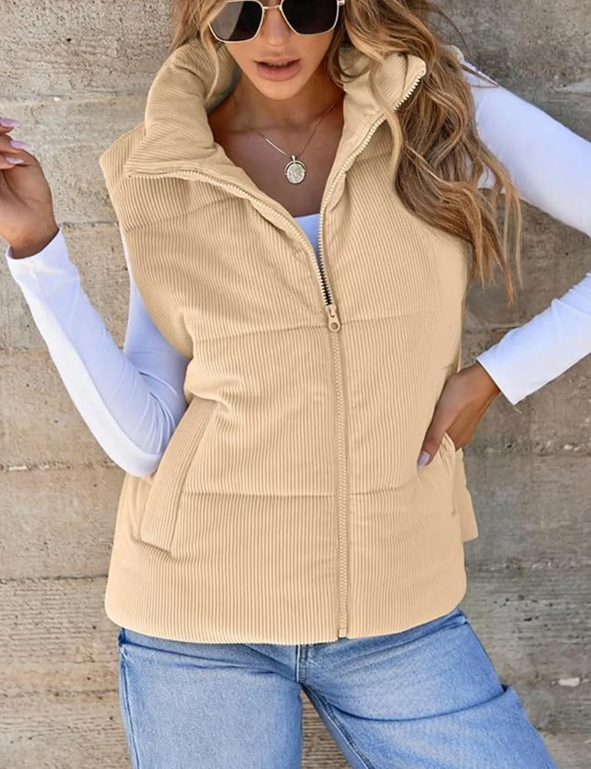 Women Quilted Puffer Vest Corduroy Sleeveless Jacket Zip Up Stand collar Lightweight Outerwear with Pocket 2025 Trendy