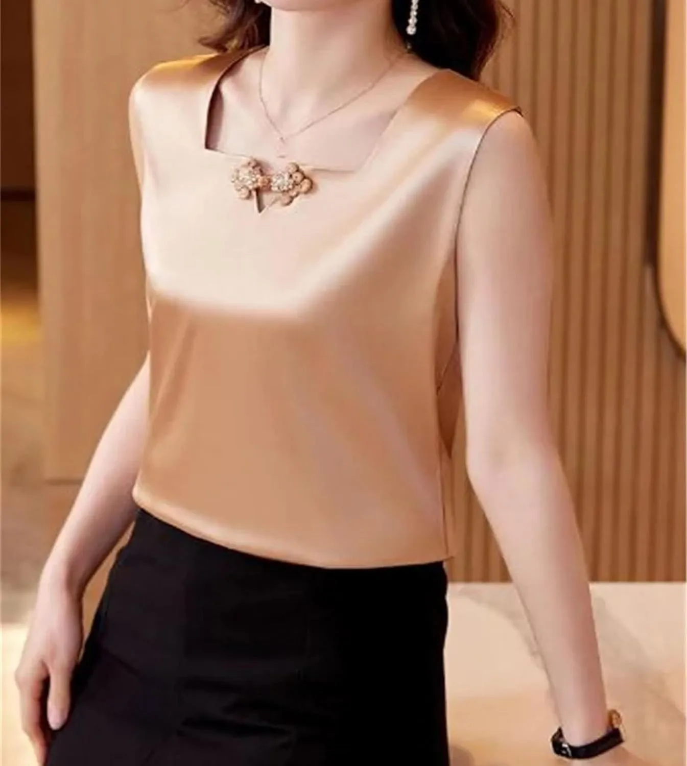 Women's Silk Satin Tank Tops Summer Square Neck Button Sleeveless Camisole Fashion Casual Vest
